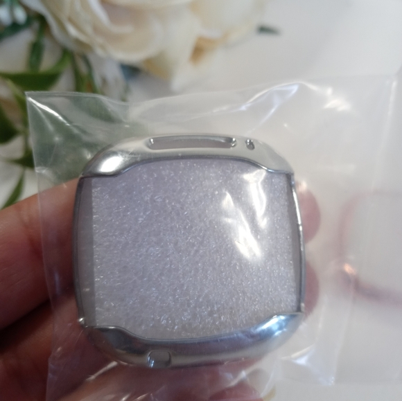 2 pack Cases for Fitbit Versa 3, Silver and Rose Gold. Versa 3 Smart Watch cases - Picture 2 of 4